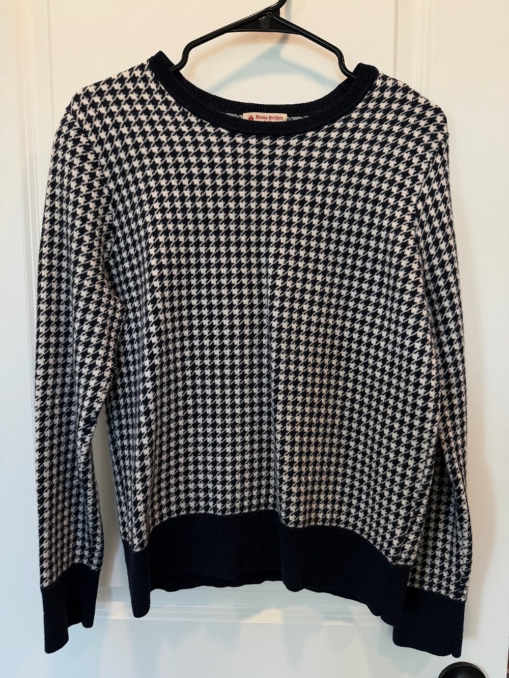 Brooks Brothers Navy & Off-White Houndstooth Sweater